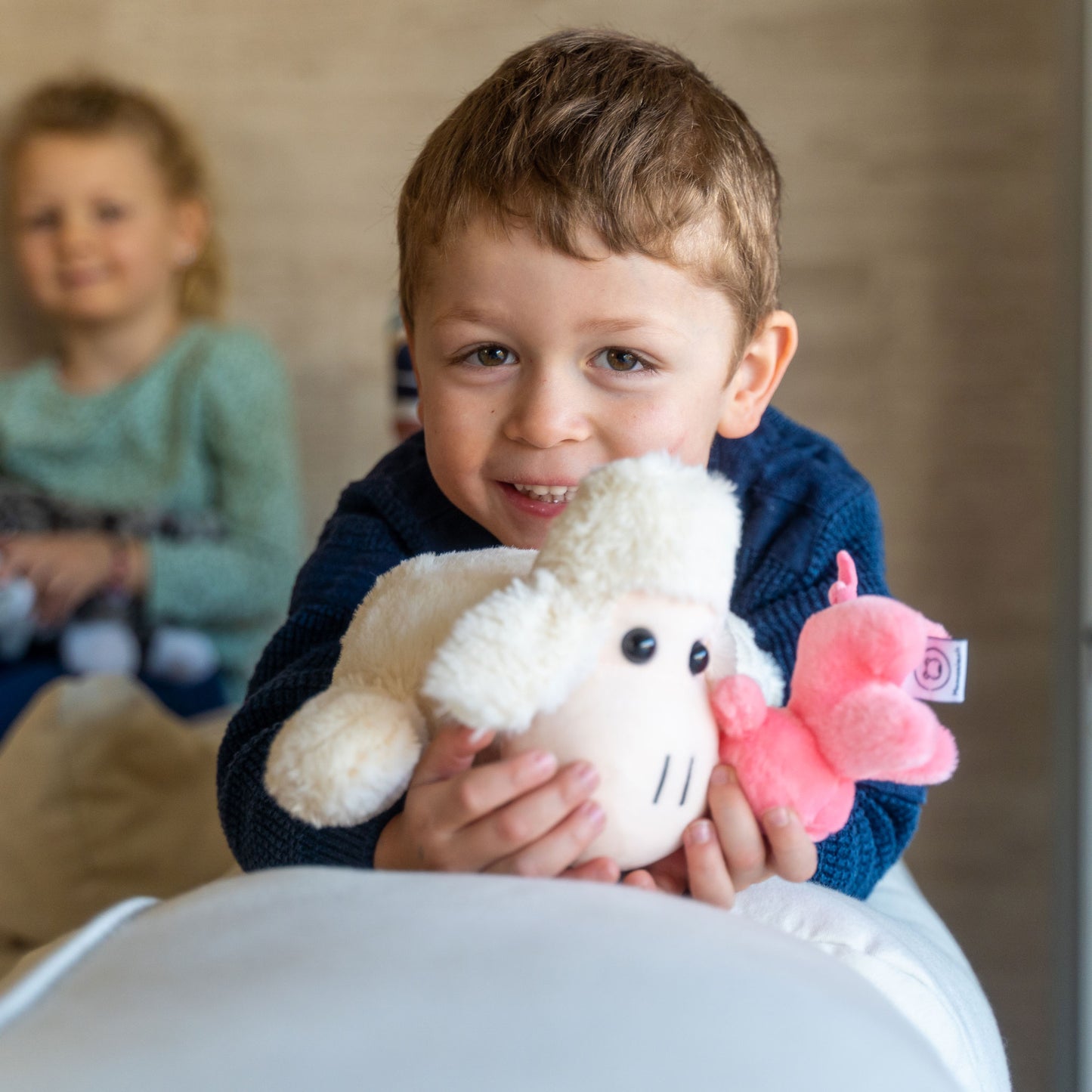 Mamanimals Schaf mit Babys im Bauch